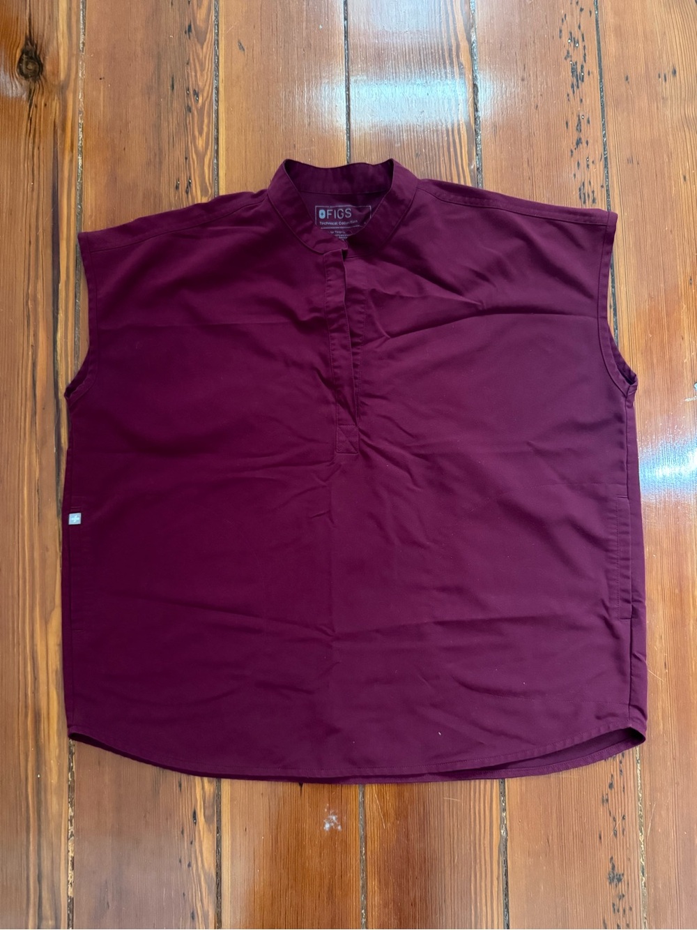 FIGS Rafaela Sleeveless Scrub Top - Burgundy